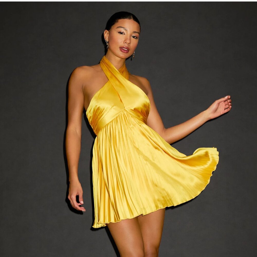 LULUS~NWT~Size M~Renlee Golden Yellow Halter Pleated Mini Dress